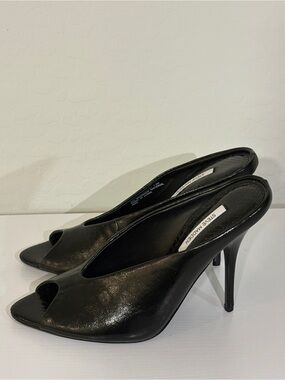 Steve Madden Black Leather Peep Toe Stiletto Pumps